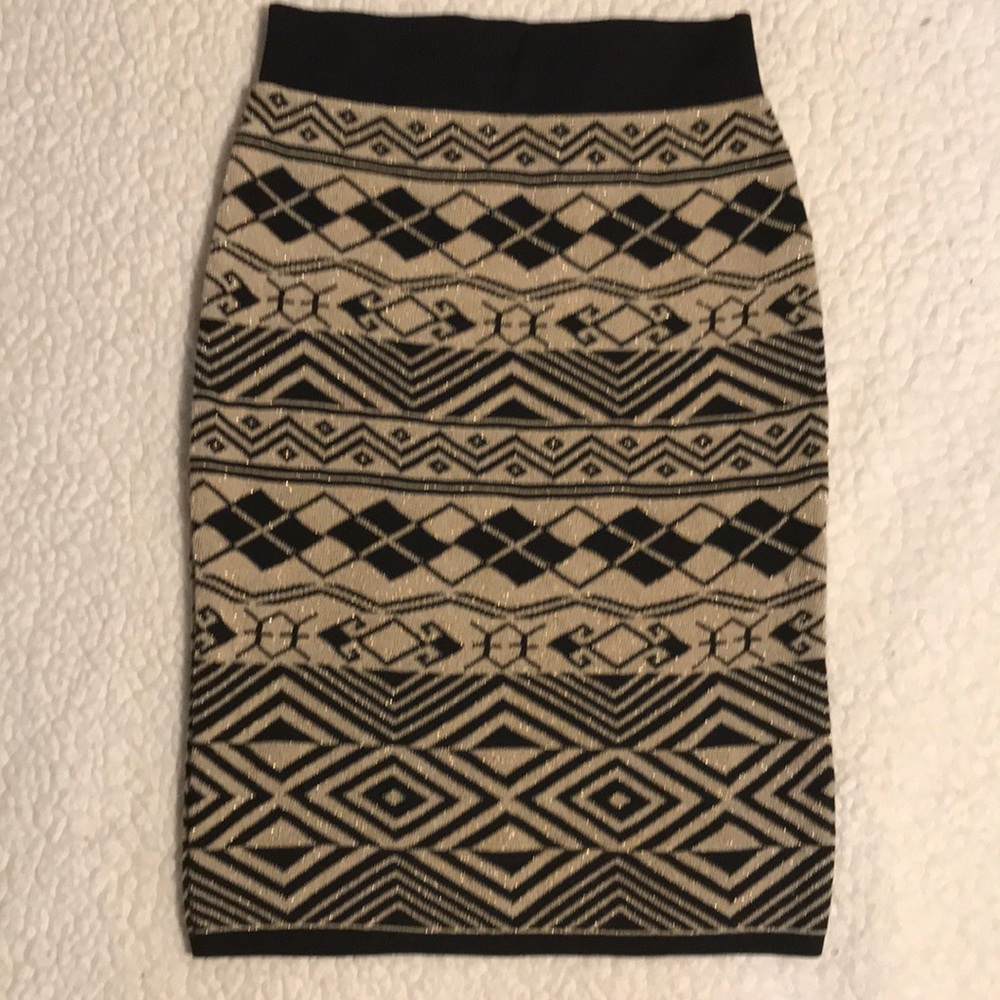 Tribal Boho Stretchy Skirt - Picture 4 of 5
